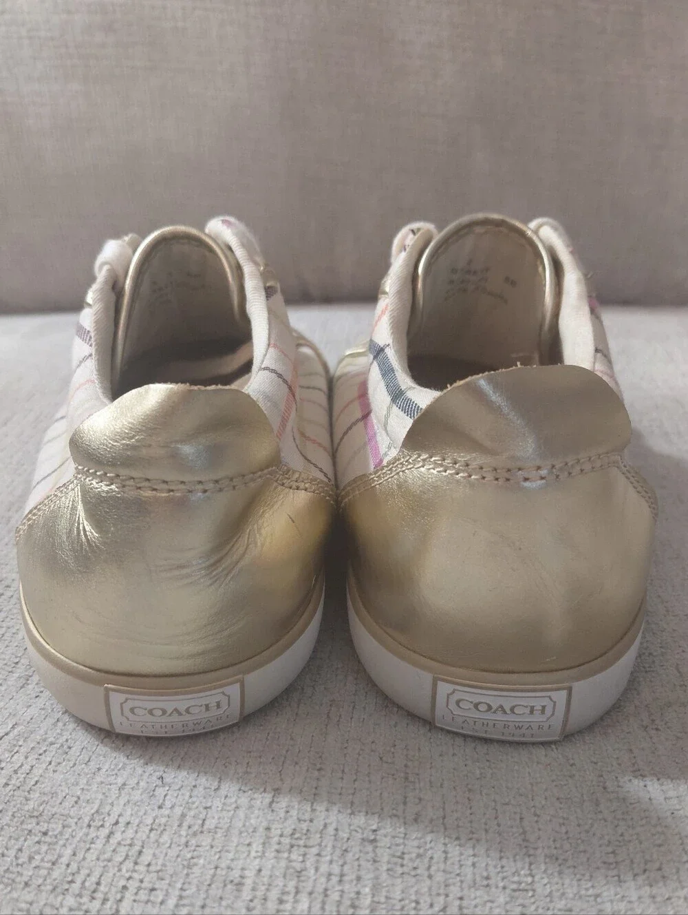 Coach Barrett Colorful Plaid Low-Top Sneakers with Gold Accents Size 8